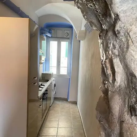 Incantevole Alloggio A * Σαν Ρέμο